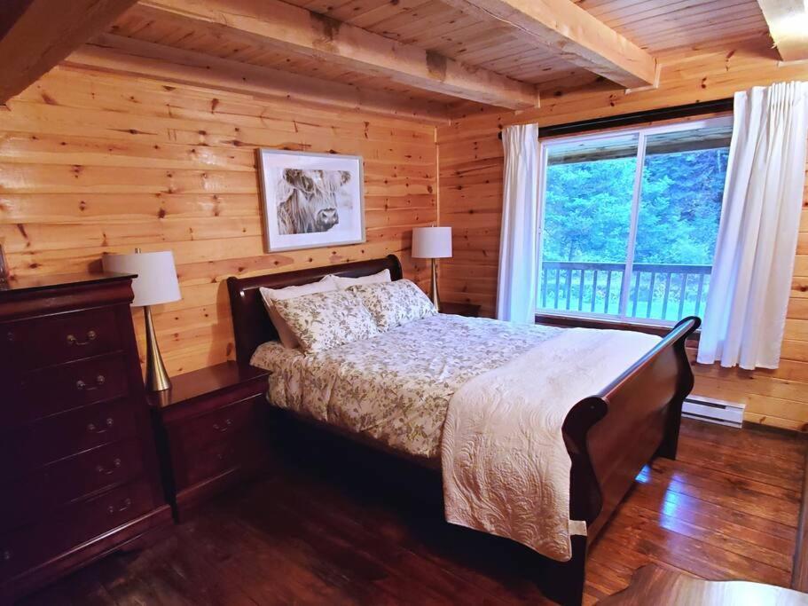 Chalet Riviere - Bord De Riviere - Romantique بلدية سان ألكسيس دي مونت المظهر الخارجي الصورة
