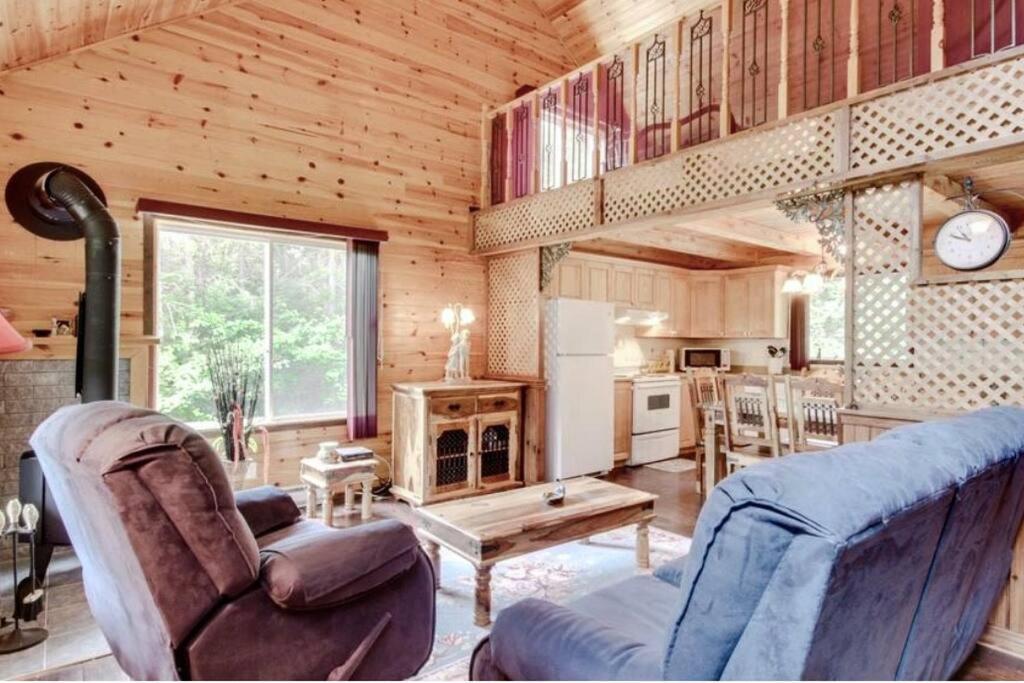 Chalet Riviere - Bord De Riviere - Romantique بلدية سان ألكسيس دي مونت المظهر الخارجي الصورة